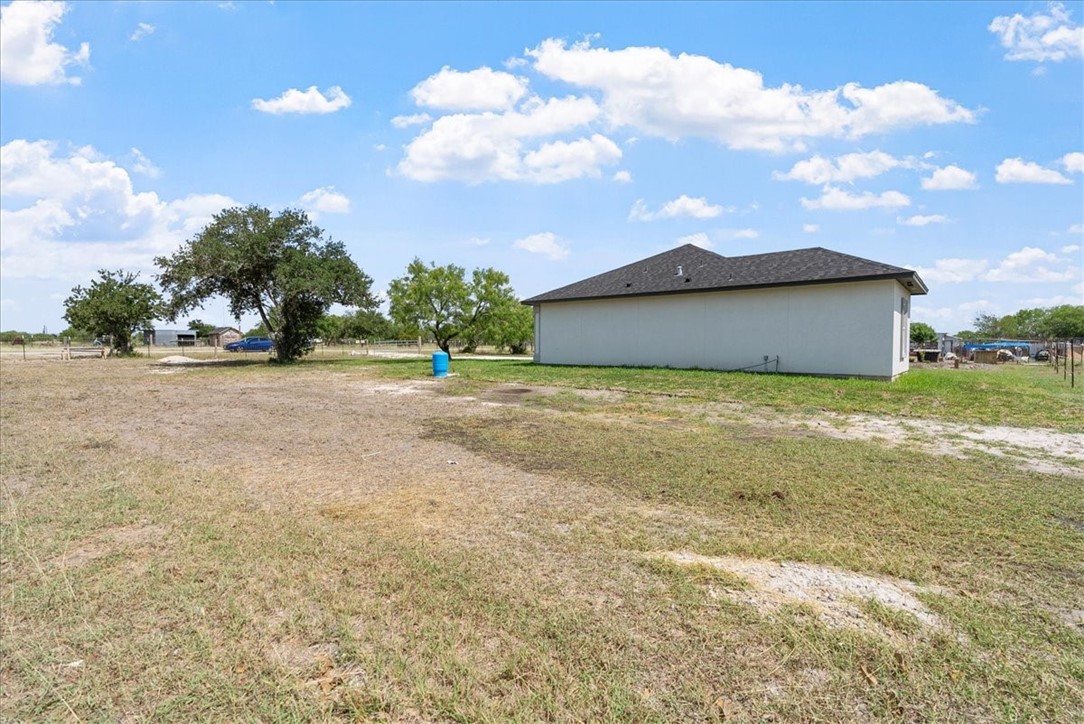 686 County Rd 3061 Property Photo 24