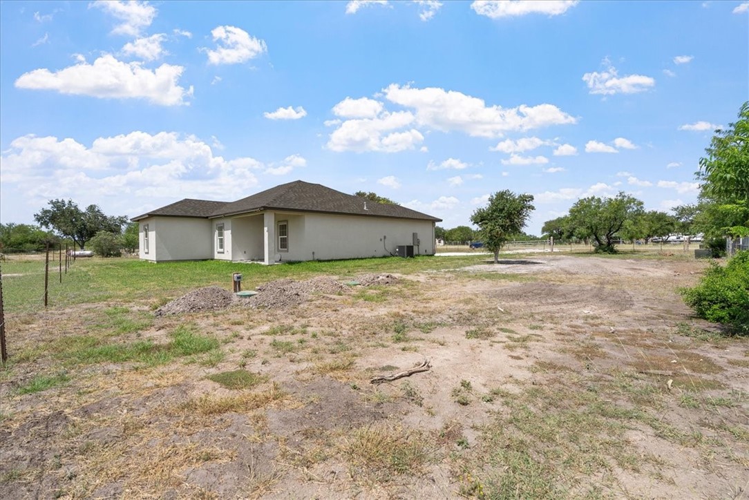 686 County Rd 3061 Property Photo 28