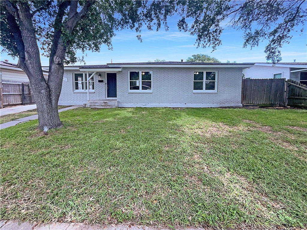 6042 Hugo Dr Property Photo 1