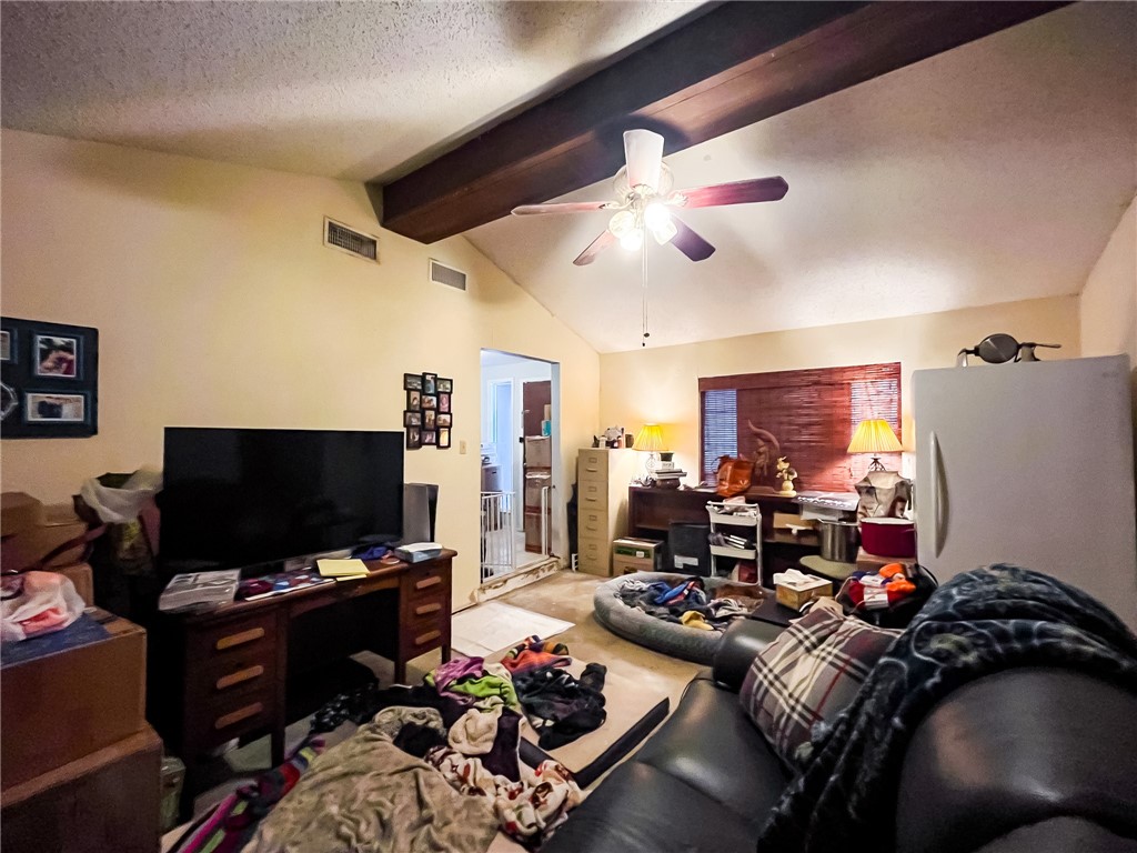 4321 Woodland Creek Dr Property Photo 4