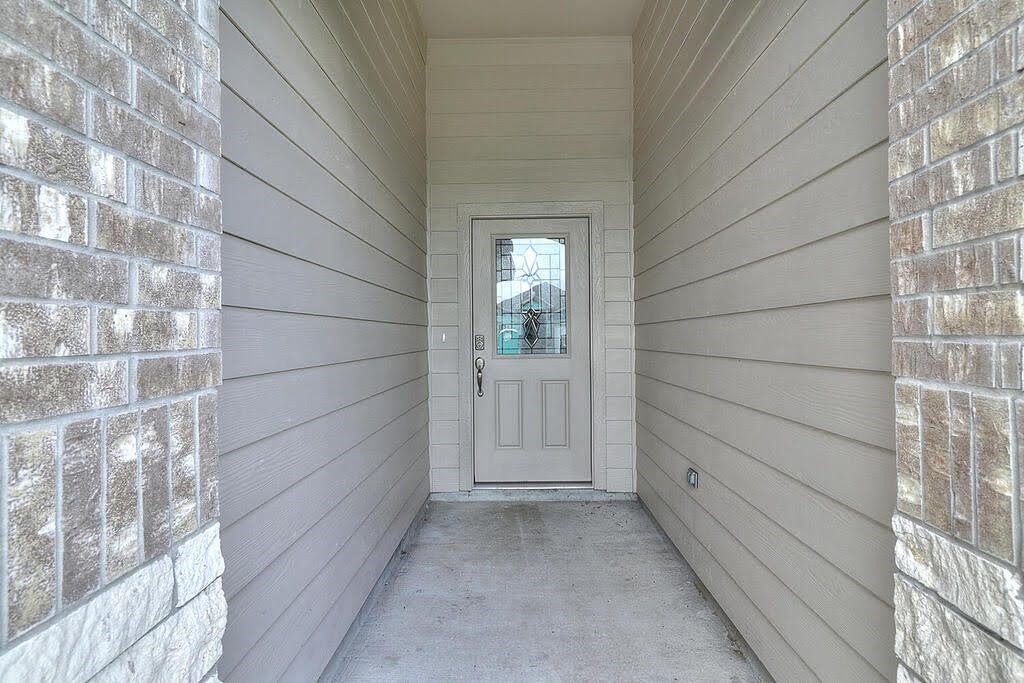 1269 Carnaby St Property Photo 2