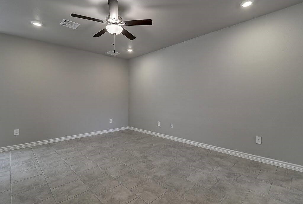 1269 Carnaby St Property Photo 5