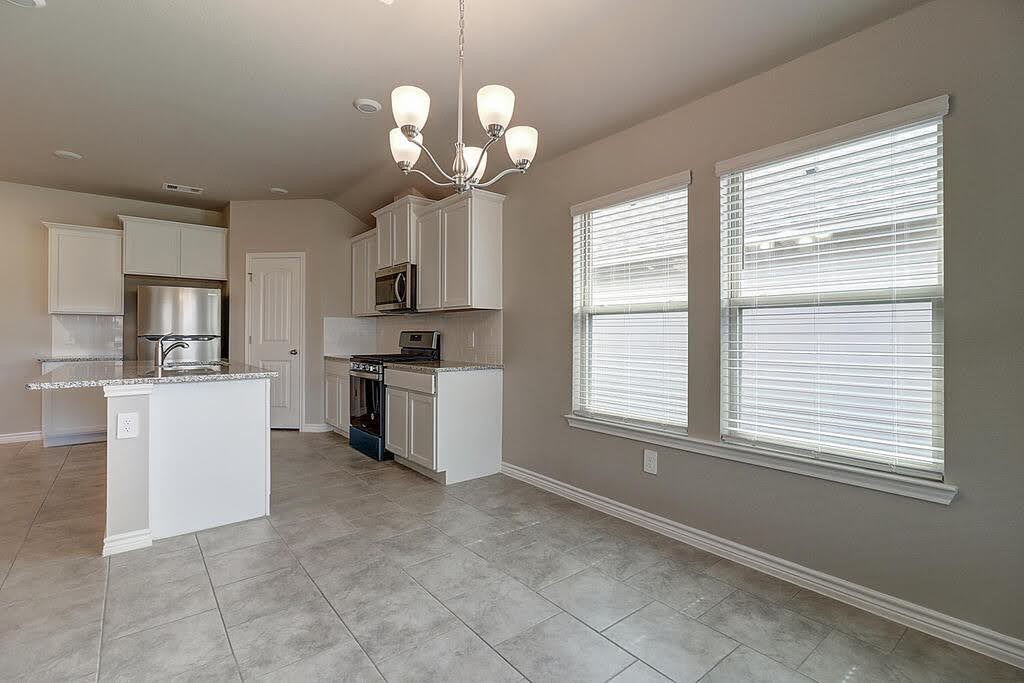 1269 Carnaby St Property Photo 19