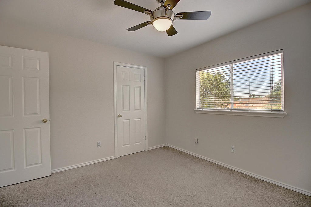 5101 Cavendish Dr Property Photo 32