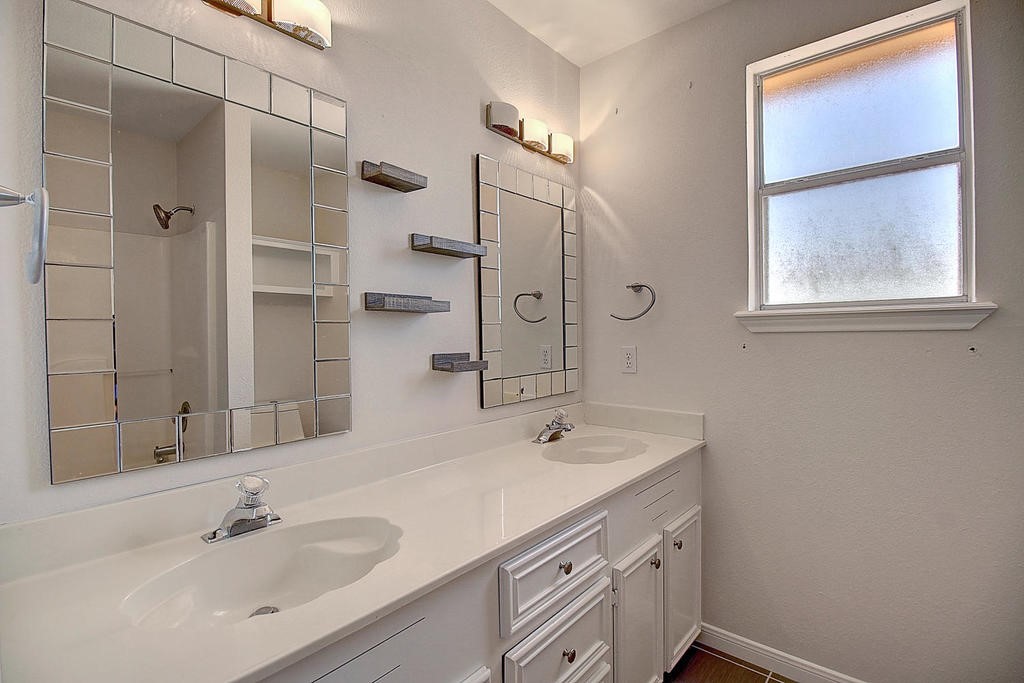 5101 Cavendish Dr Property Photo 35