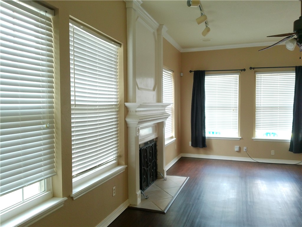 3309 Sterling Dr Property Photo 2
