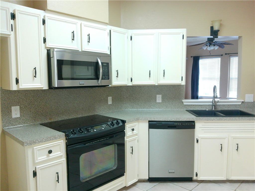 3309 Sterling Dr Property Photo 6
