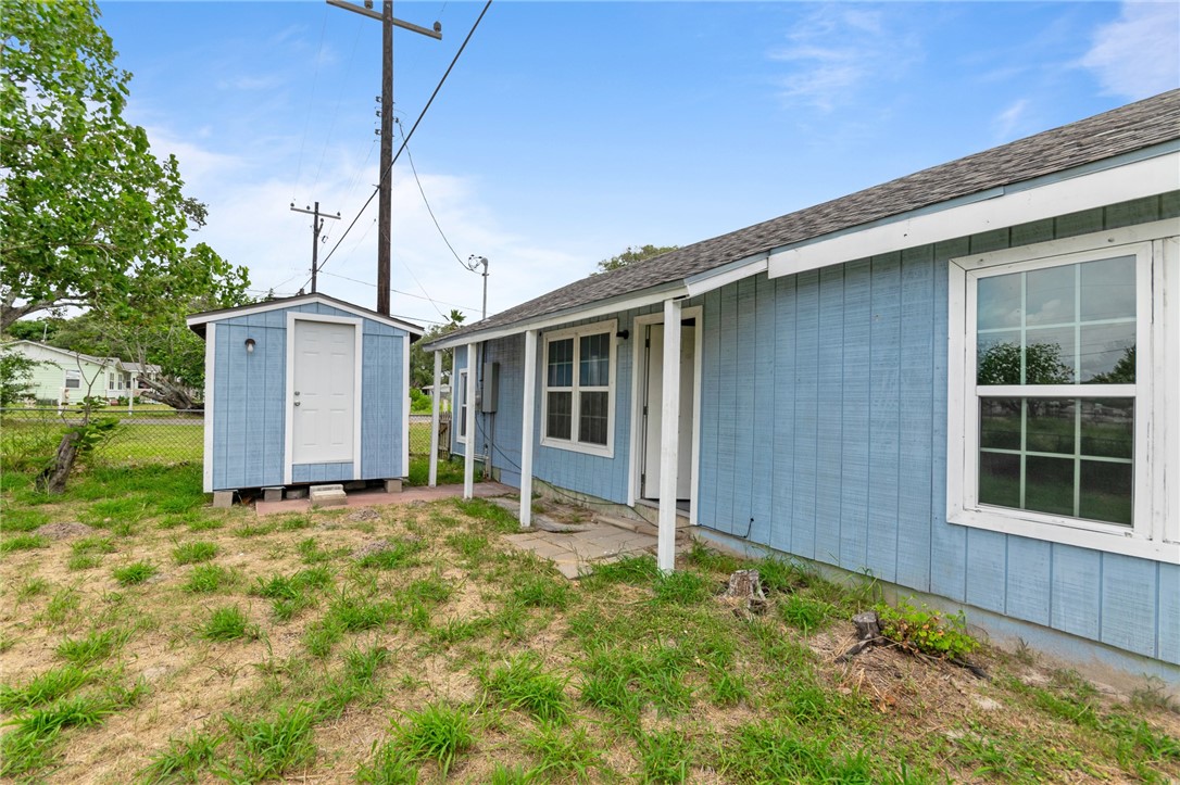 105 E Cornwall St Property Photo 18