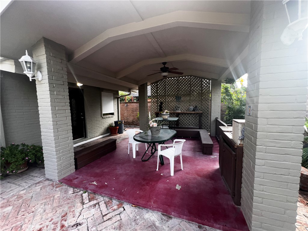 5445 Ocean Dr Property Photo 5