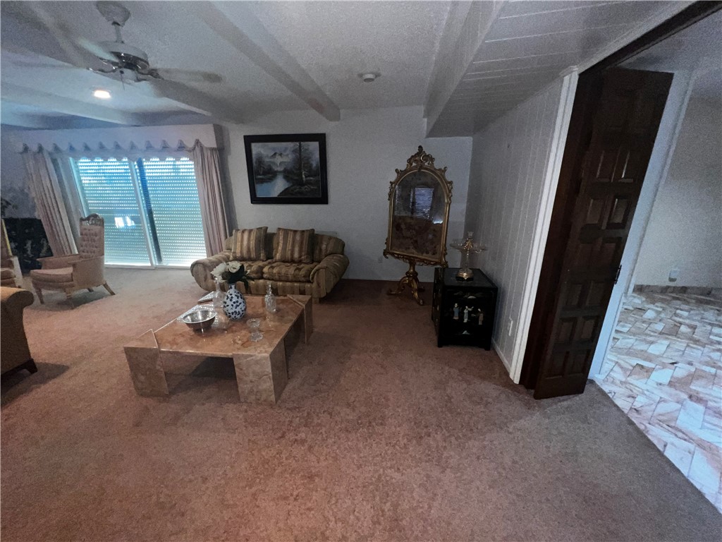 5445 Ocean Dr Property Photo 10