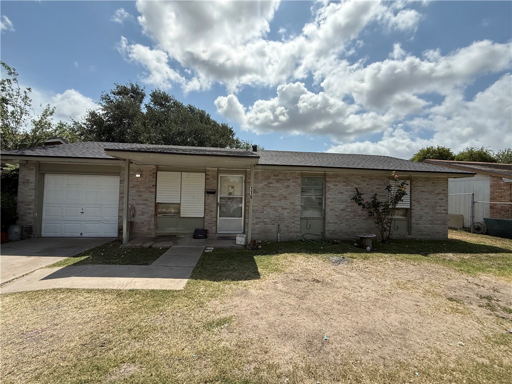 118 Green Gate Dr Property Photo 1