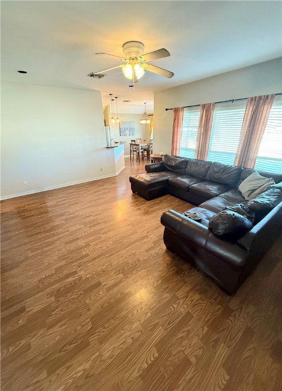 2305 Kazmir Dr Property Photo 5