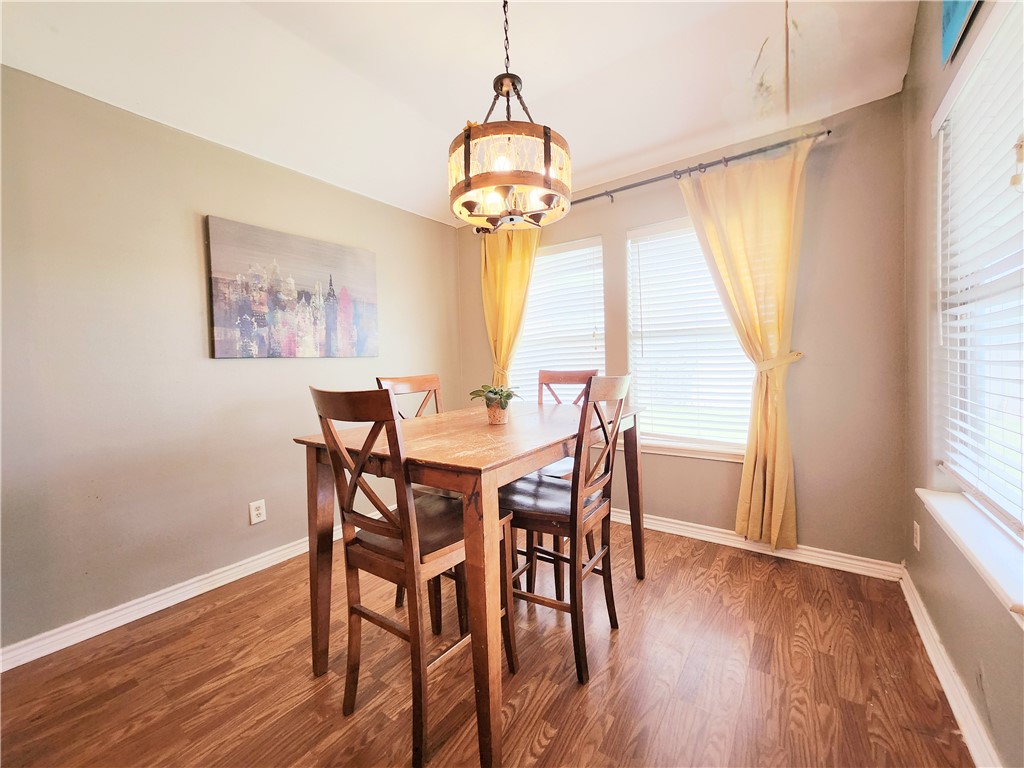 2305 Kazmir Dr Property Photo 6