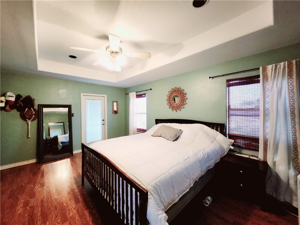 2305 Kazmir Dr Property Photo 12