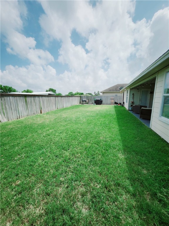 2305 Kazmir Dr Property Photo 23