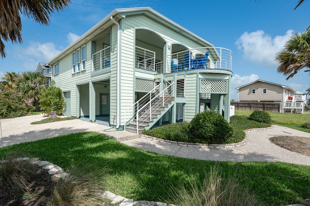 1819 Bay Shore Dr Property Photo 2