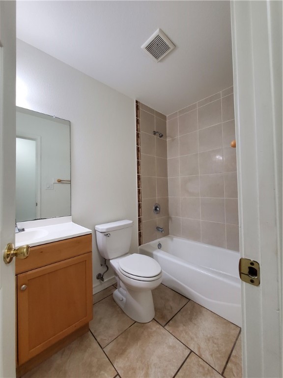 4110 Grossman Dr B Property Photo 5