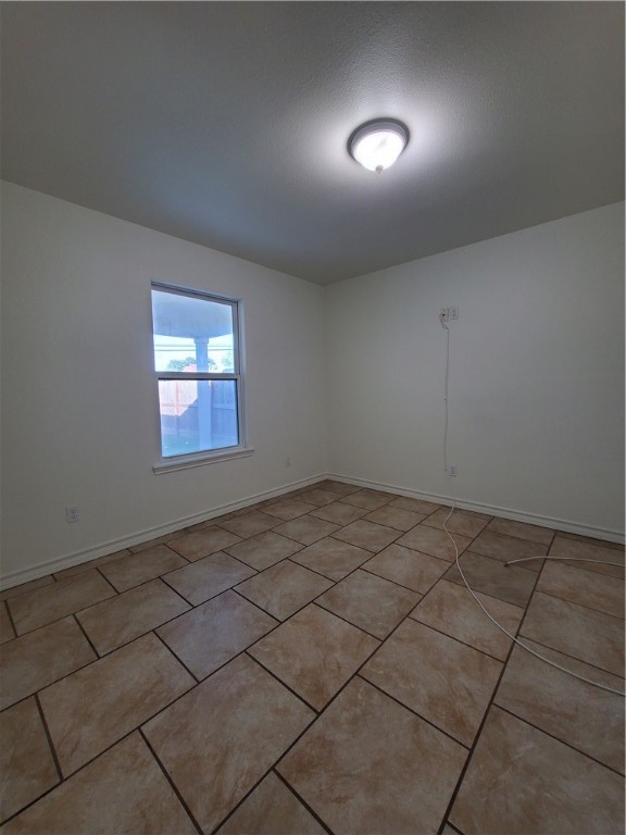4110 Grossman Dr B Property Photo 6