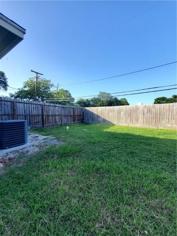 4110 Grossman Dr B Property Photo 10