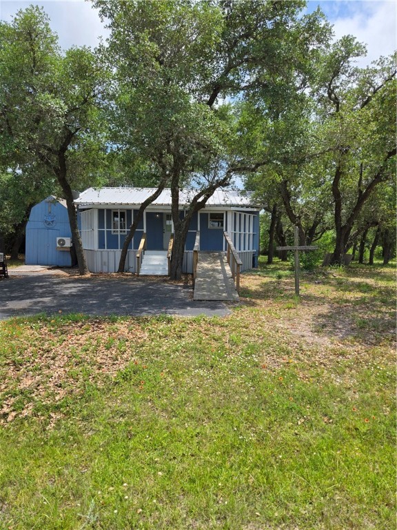 22 Poolside Loop Dr Property Photo 1