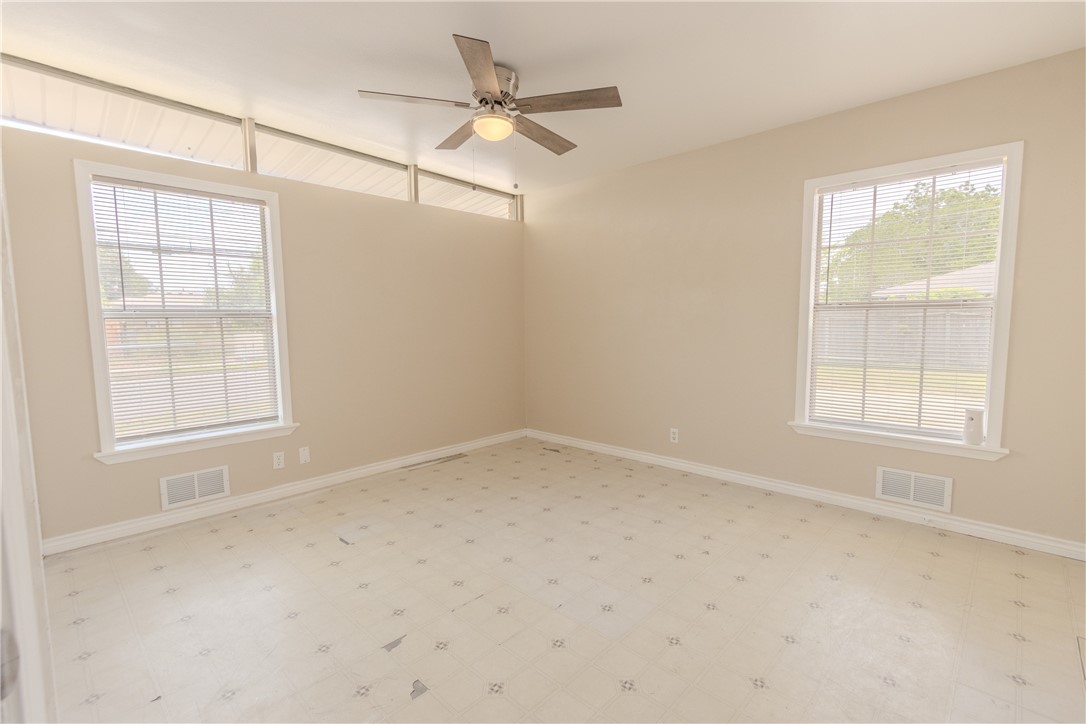 1553 Casa Grande Dr Property Photo 20