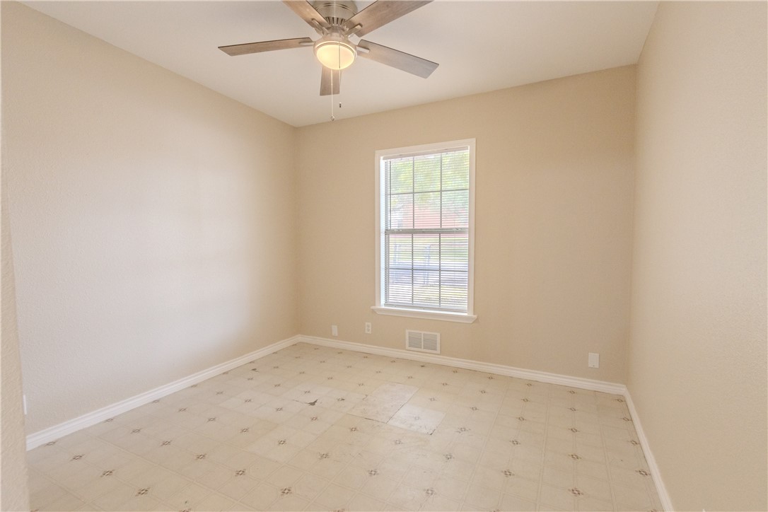 1553 Casa Grande Dr Property Photo 25