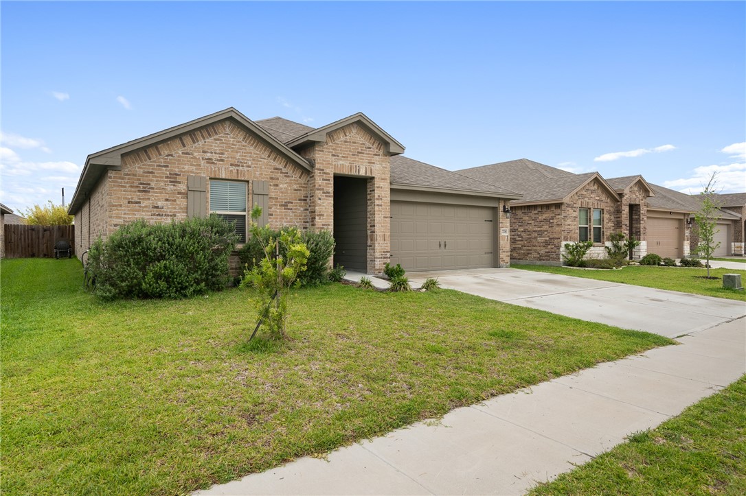 7218 Tristan Property Photo 2
