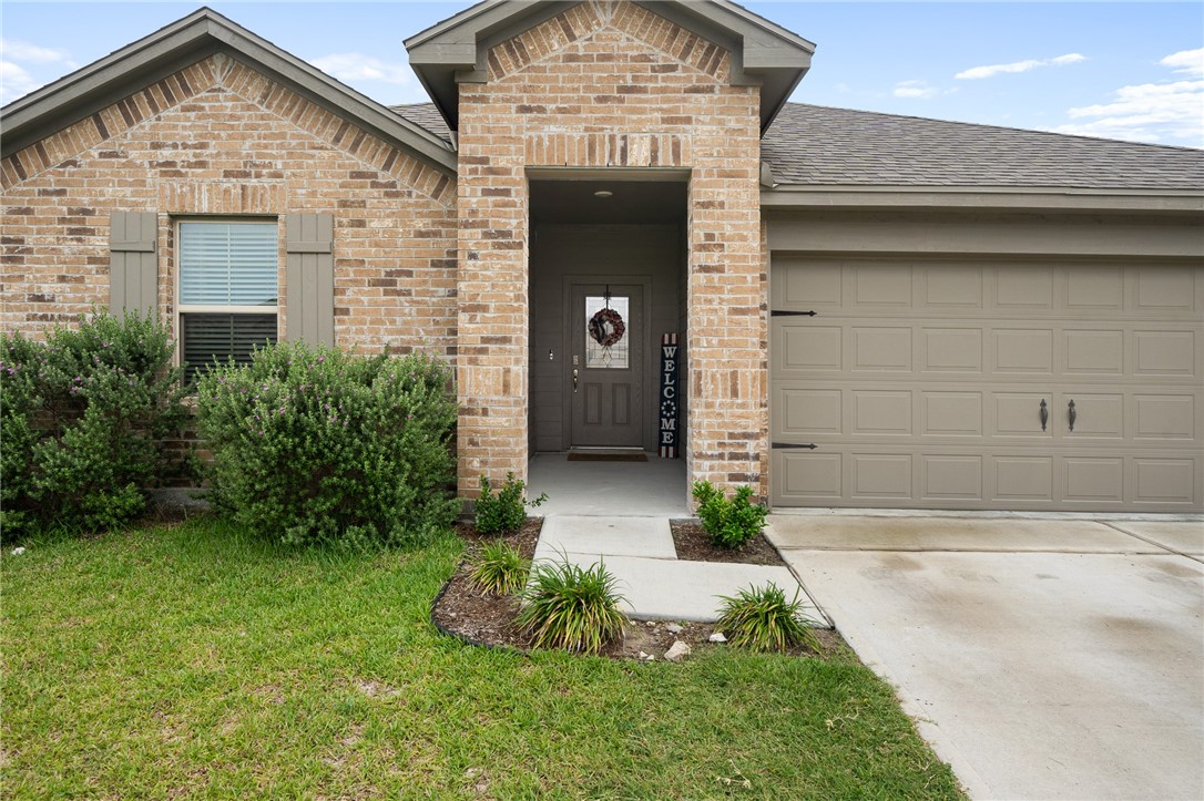 7218 Tristan Property Photo 4