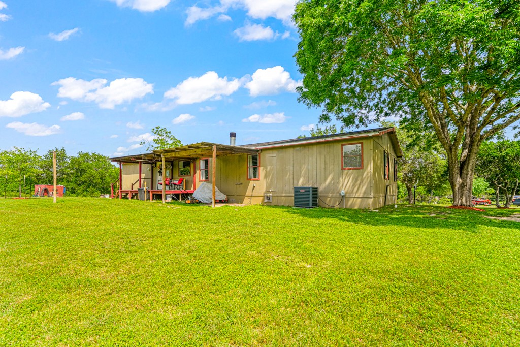 237 County Road 393 Property Photo 31