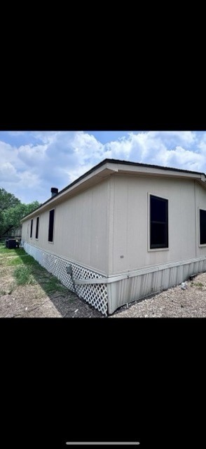 534 County Rd 324 Property Photo 7