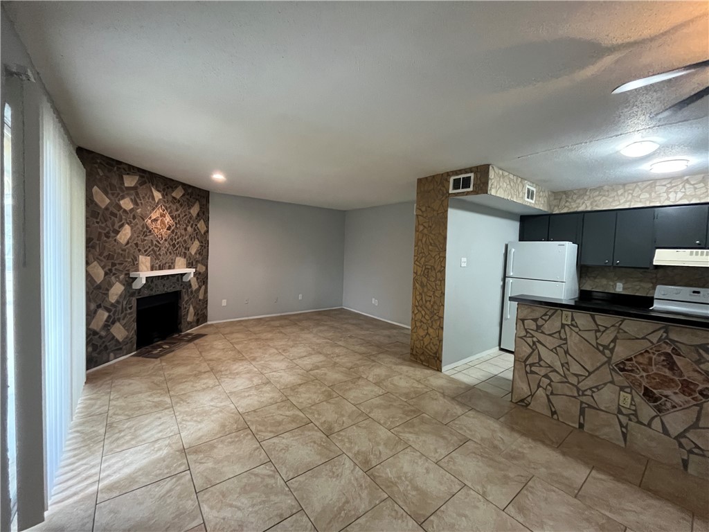 Ennis Joslin Rd Property Photo 2