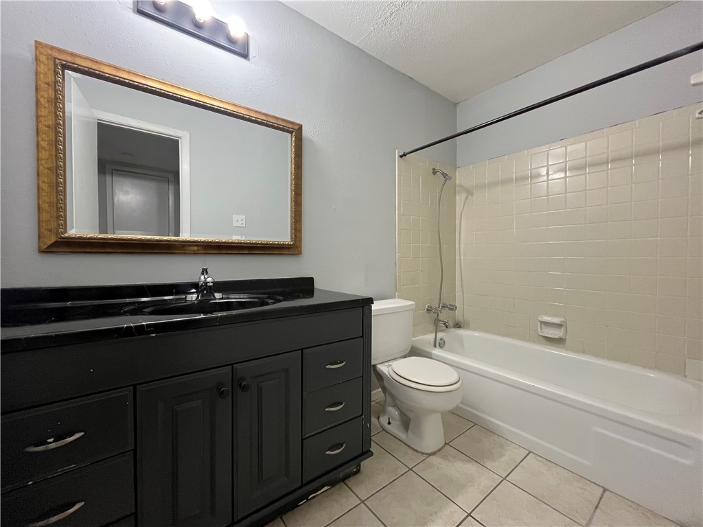 Ennis Joslin Rd Property Photo 8
