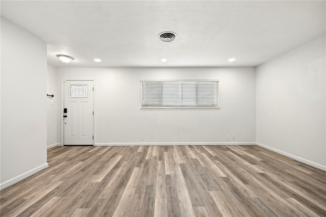 4414 Driftwood Pl Property Photo 5