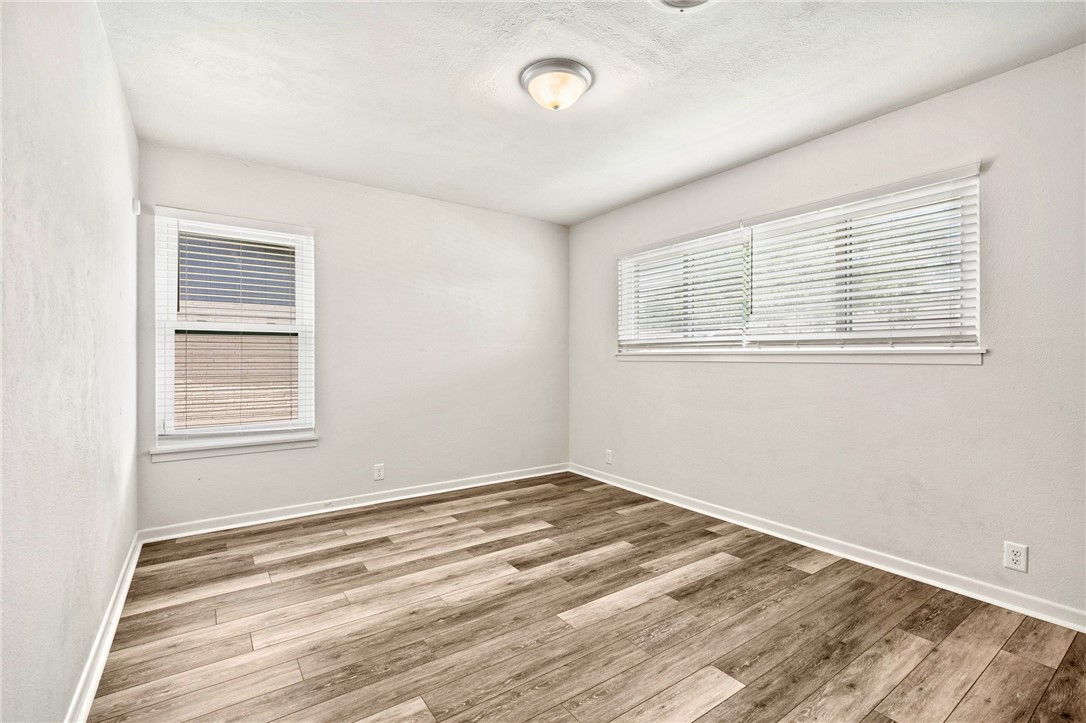 4414 Driftwood Pl Property Photo 17