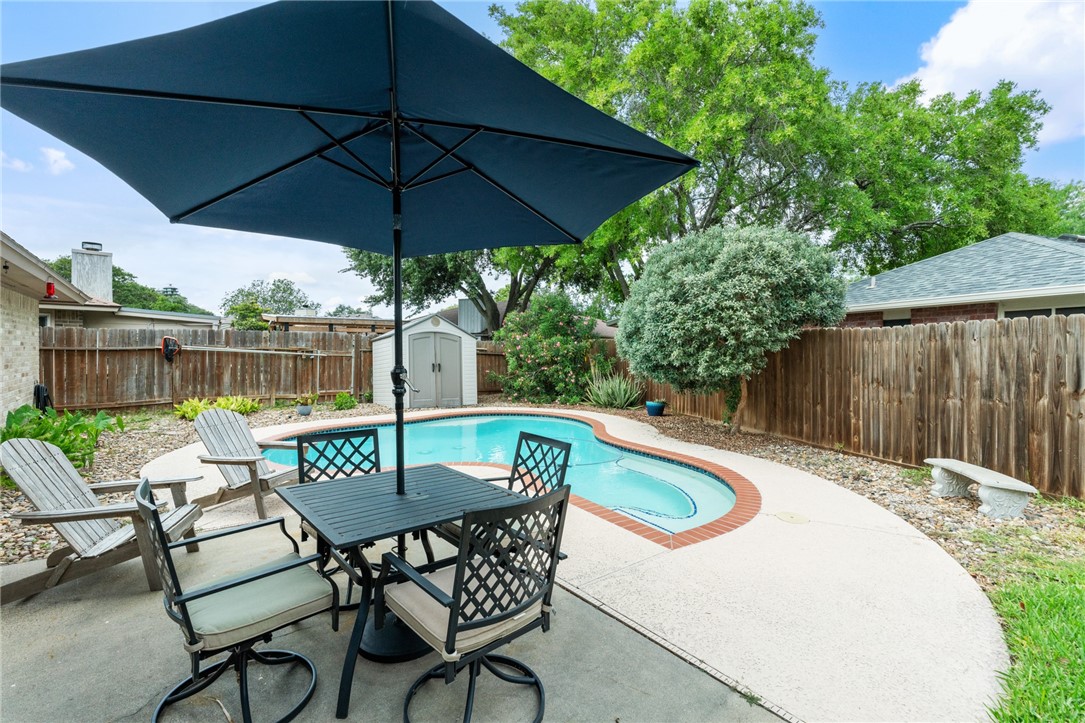 3126 Dunbarton Oak St Property Photo 21