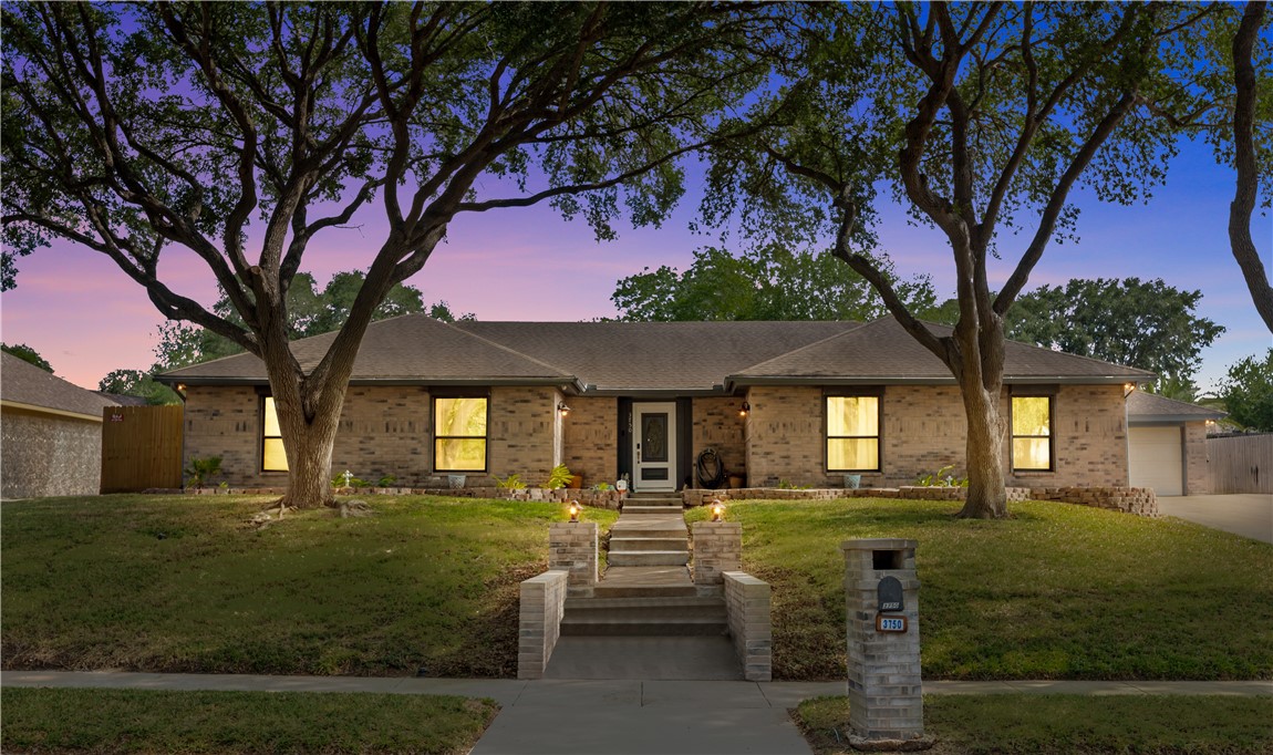 3750 Castle View Property Photo 1