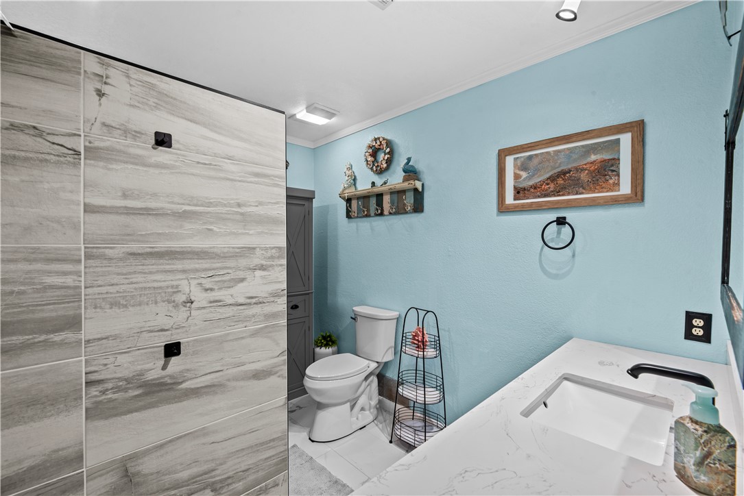 3750 Castle View Property Photo 19
