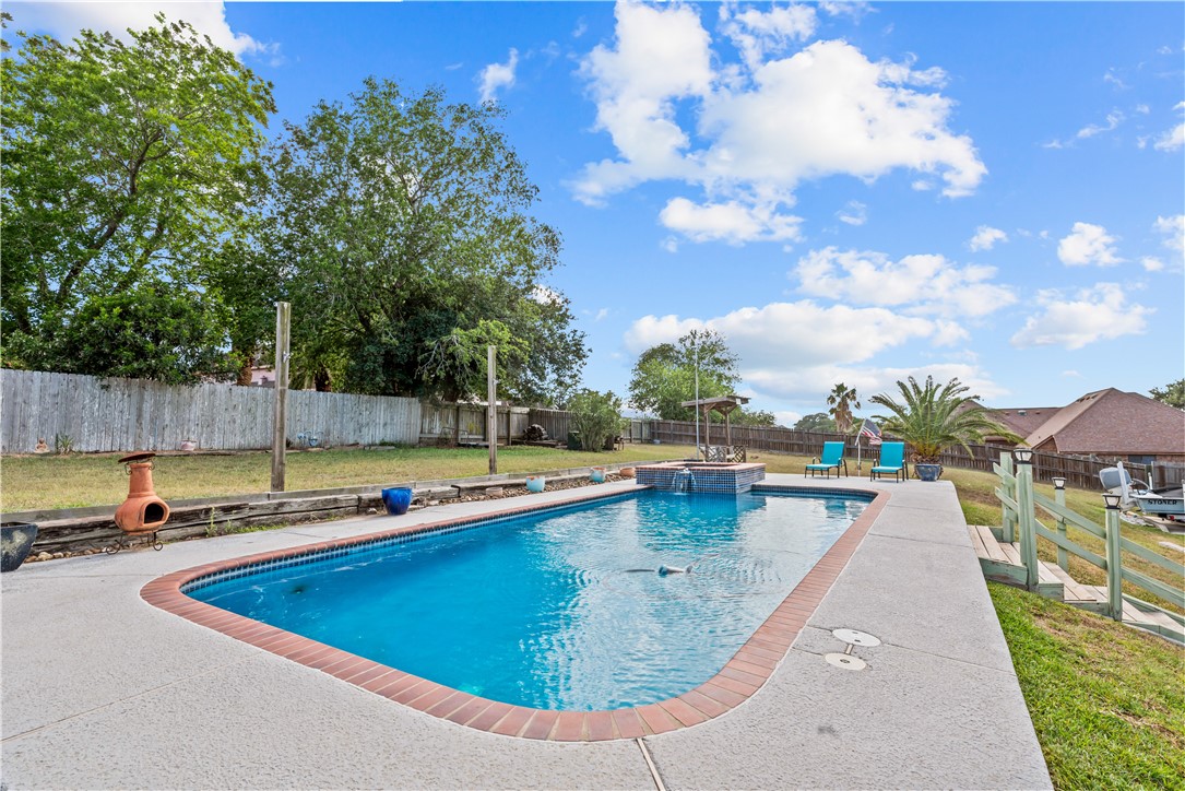 3750 Castle View Property Photo 34