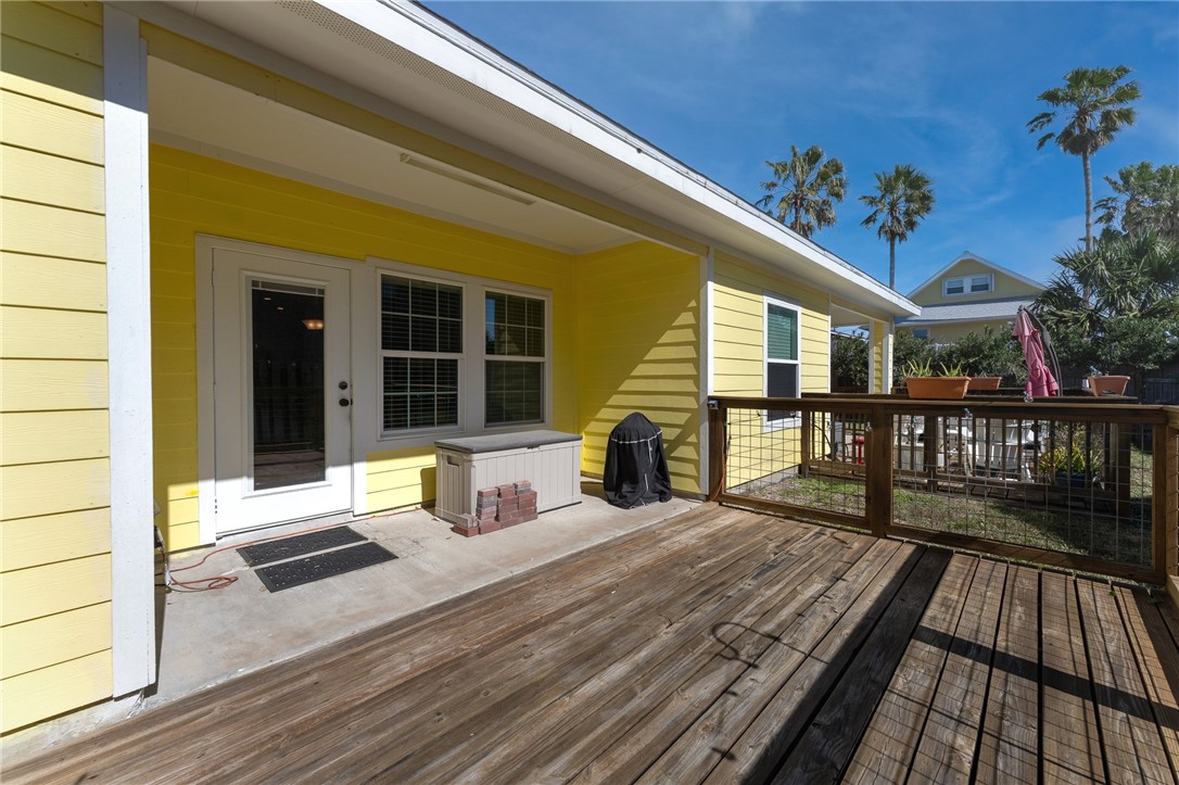 1117 9th St Property Photo 17