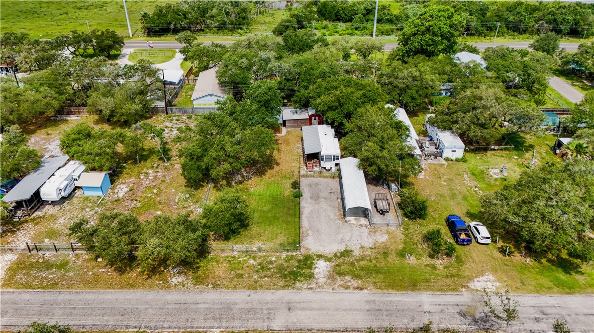 118&119 Donnie Dr Property Photo 5