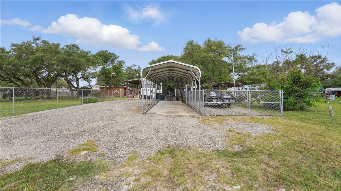 118&119 Donnie Dr Property Photo 12
