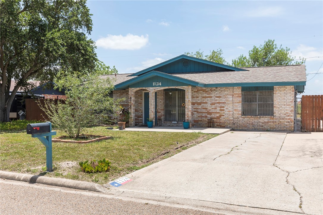 1124 Orange St Property Photo 2