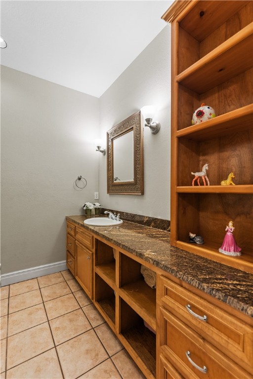 214 Country Club Blvd Property Photo 26