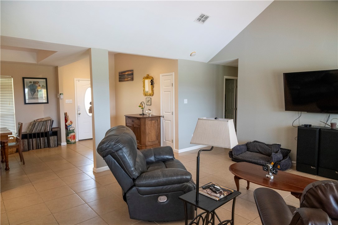2562 Big Oak Lane Property Photo 7