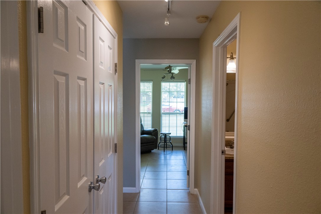 2562 Big Oak Lane Property Photo 17