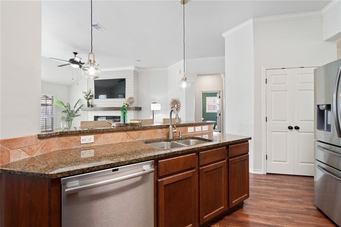 203 Crenshaw Circ Property Photo 16