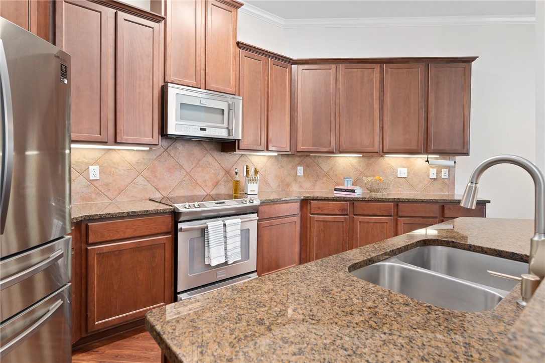 203 Crenshaw Circ Property Photo 17