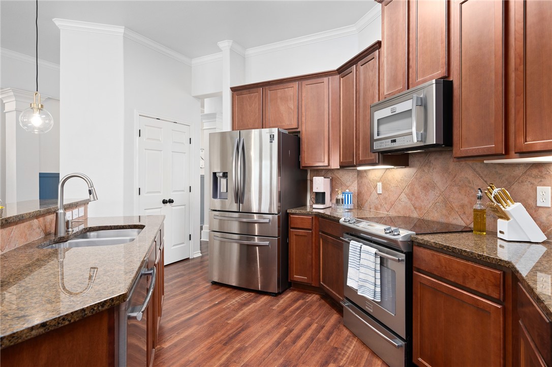 203 Crenshaw Circ Property Photo 18
