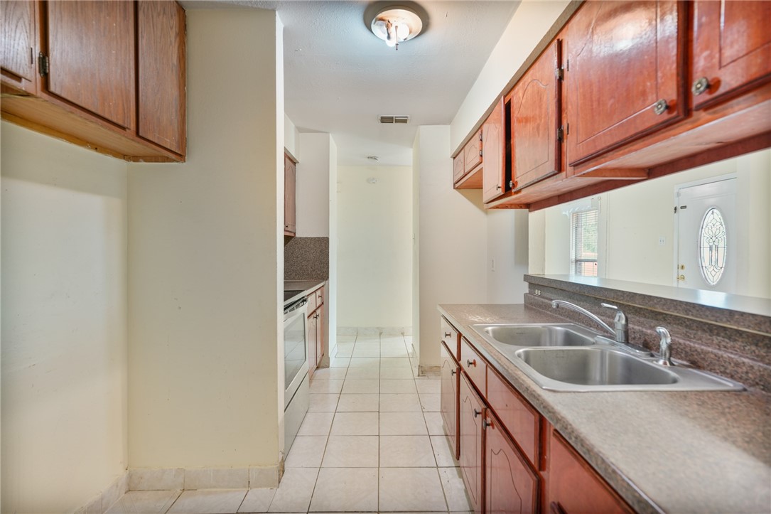 126 Cactus St Property Photo 16