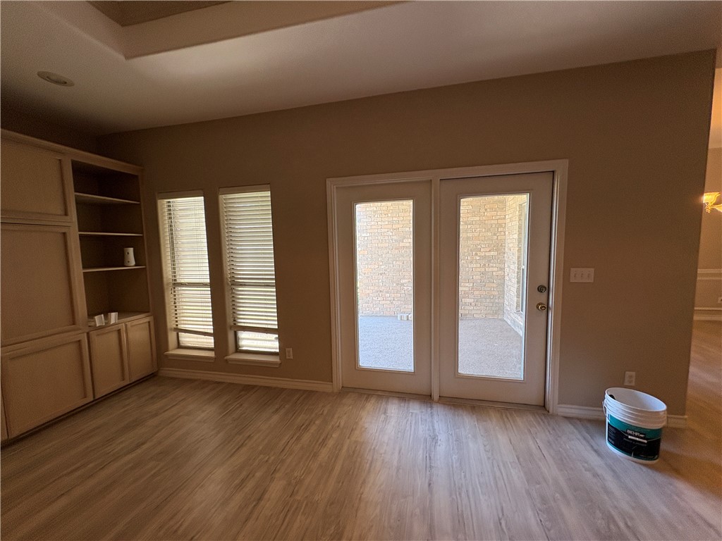 7502 Lourdes St Property Photo 9